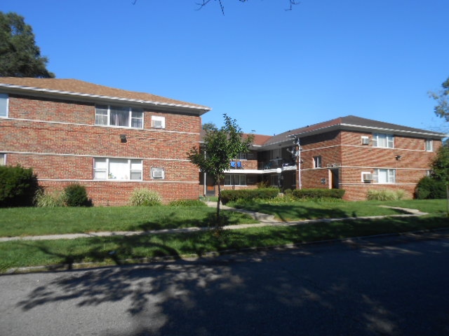 Building Photo - Sussex Apartments