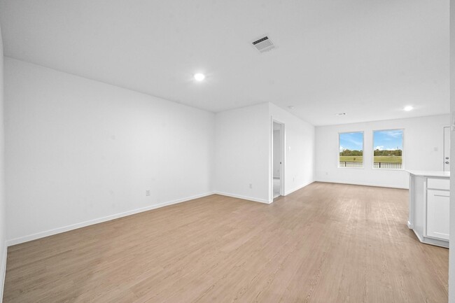 Foto del edificio - 3060 Wild Dunes Dr