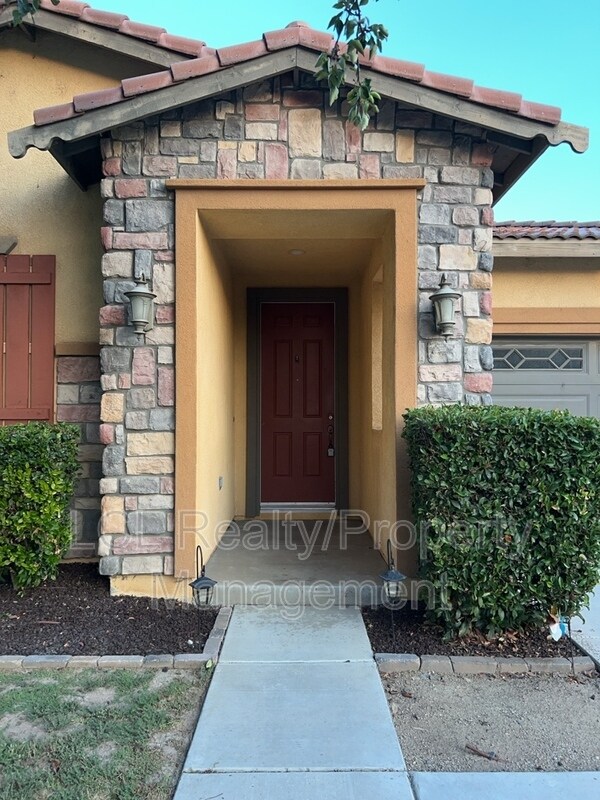 Foto del edificio - 30364 Skipstone Way