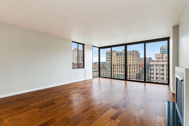 Building Photo - 1120 8th Ave