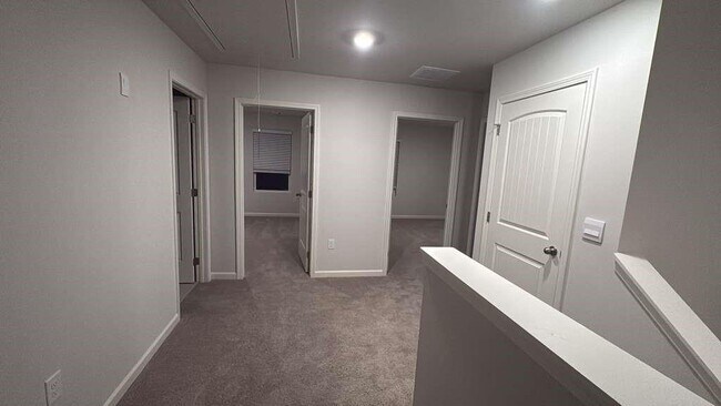 Foto del edificio - 2213 Blue Monarch Dr