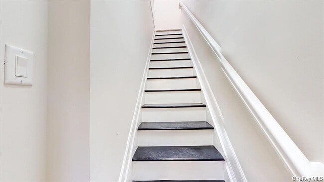 Foto del edificio - 549 Ashford St