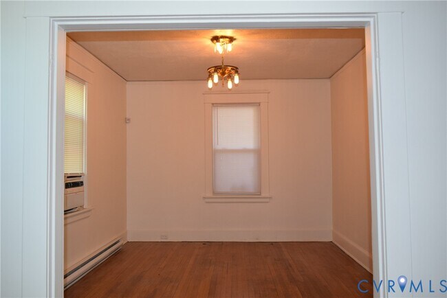 Foto del edificio - 301 W 30th St