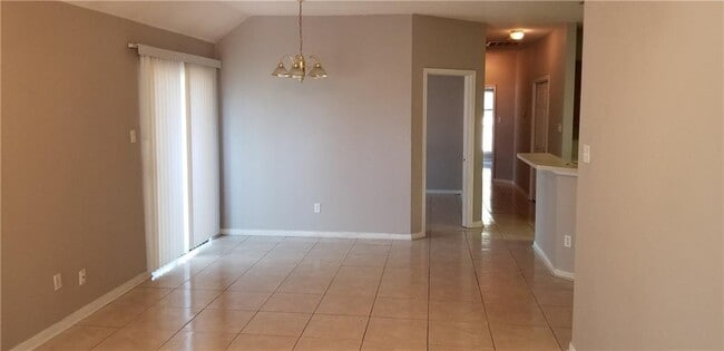 Building Photo - 8729 Talyne Chaise Cir