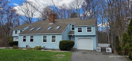 Building Photo - 15 Bonnie Ln