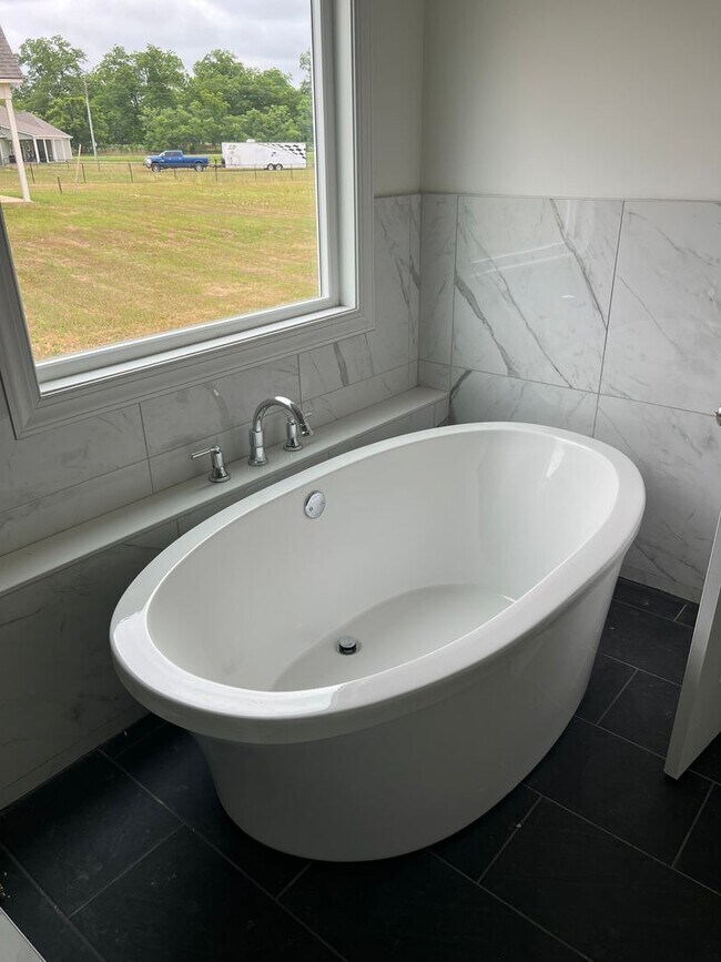 Building Photo - 138 Blue Oak Wy