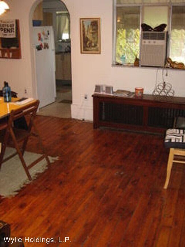 Foto del edificio - 2 br, 2 bath House - 3626 Mintwood Street