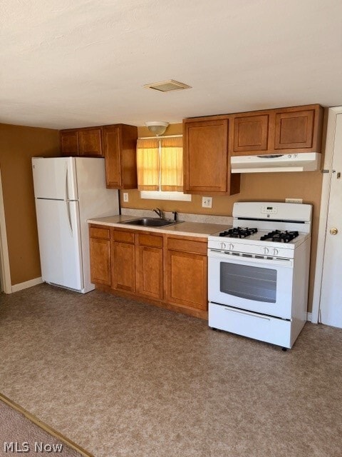 Building Photo - 2 Dennis Ct