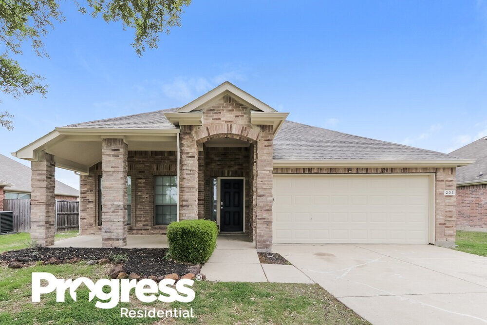 205 S Chestnut St, Forney, TX 75126 House Rental in Forney, TX