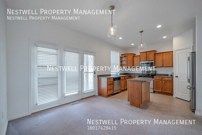 Foto del edificio - Gorgeous townhome in Draper