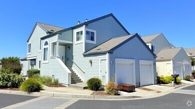 Building Photo - 103 Bay Park Terrace