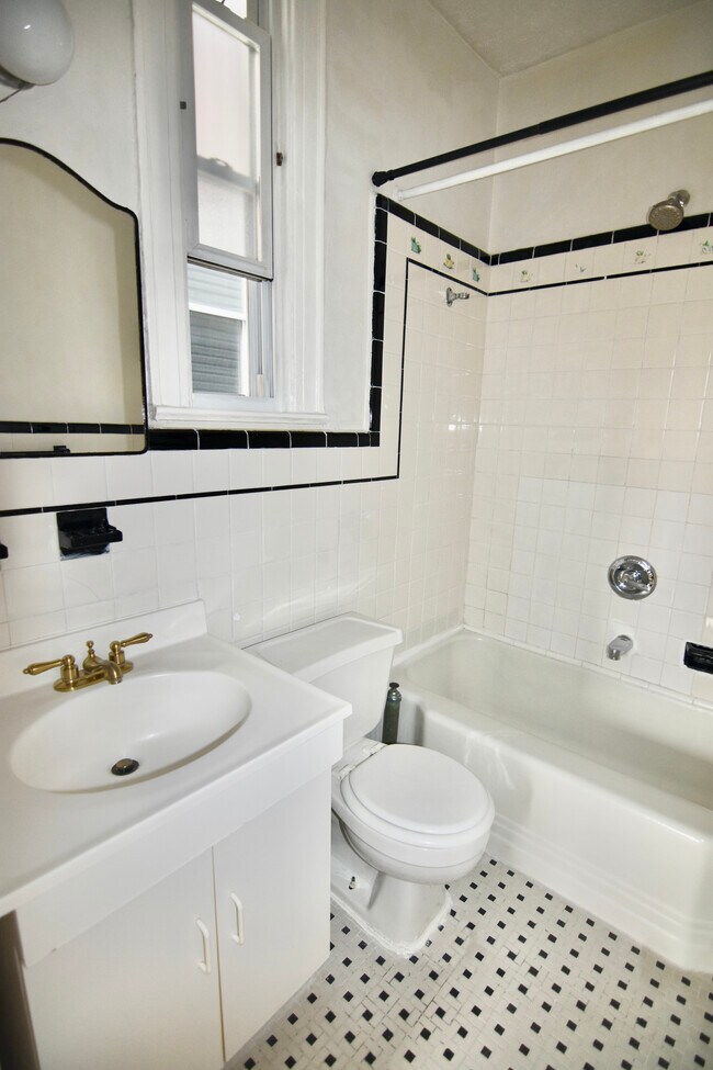 Building Photo - 23-47-47 38th St