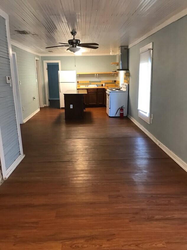 Foto del edificio - 1005 Southern Ave