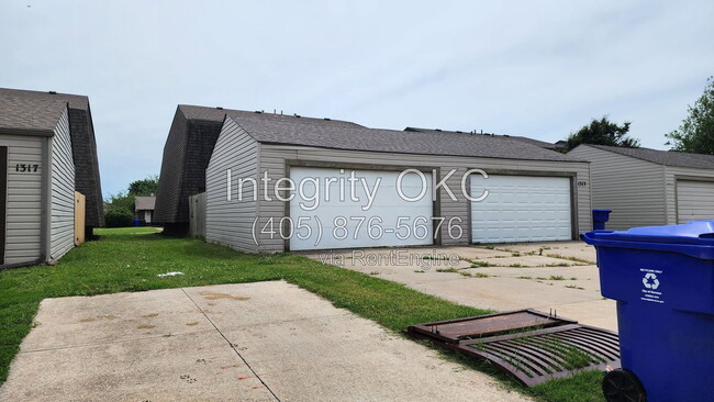 Photo - 1315 Eastgate Drive Townhome