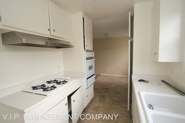 Foto del edificio - 5980 Woodland St