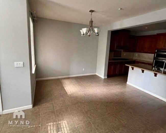 Building Photo - 3126 Fioli Way