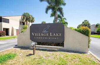 Building Photo - 895 N Village Dr