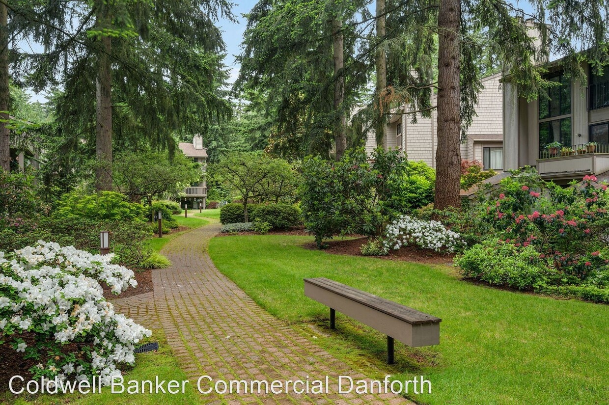 Primary Photo - 2 br, 2 bath House - 13730 15th NE, #C 203...