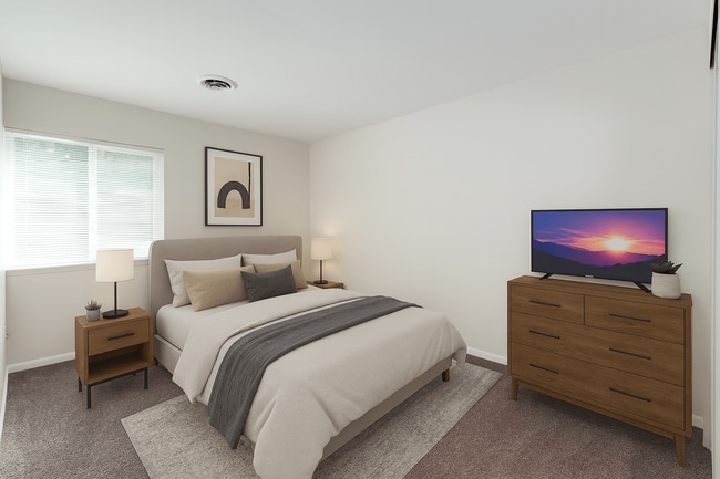 Building Photo - Briarlane Apartments