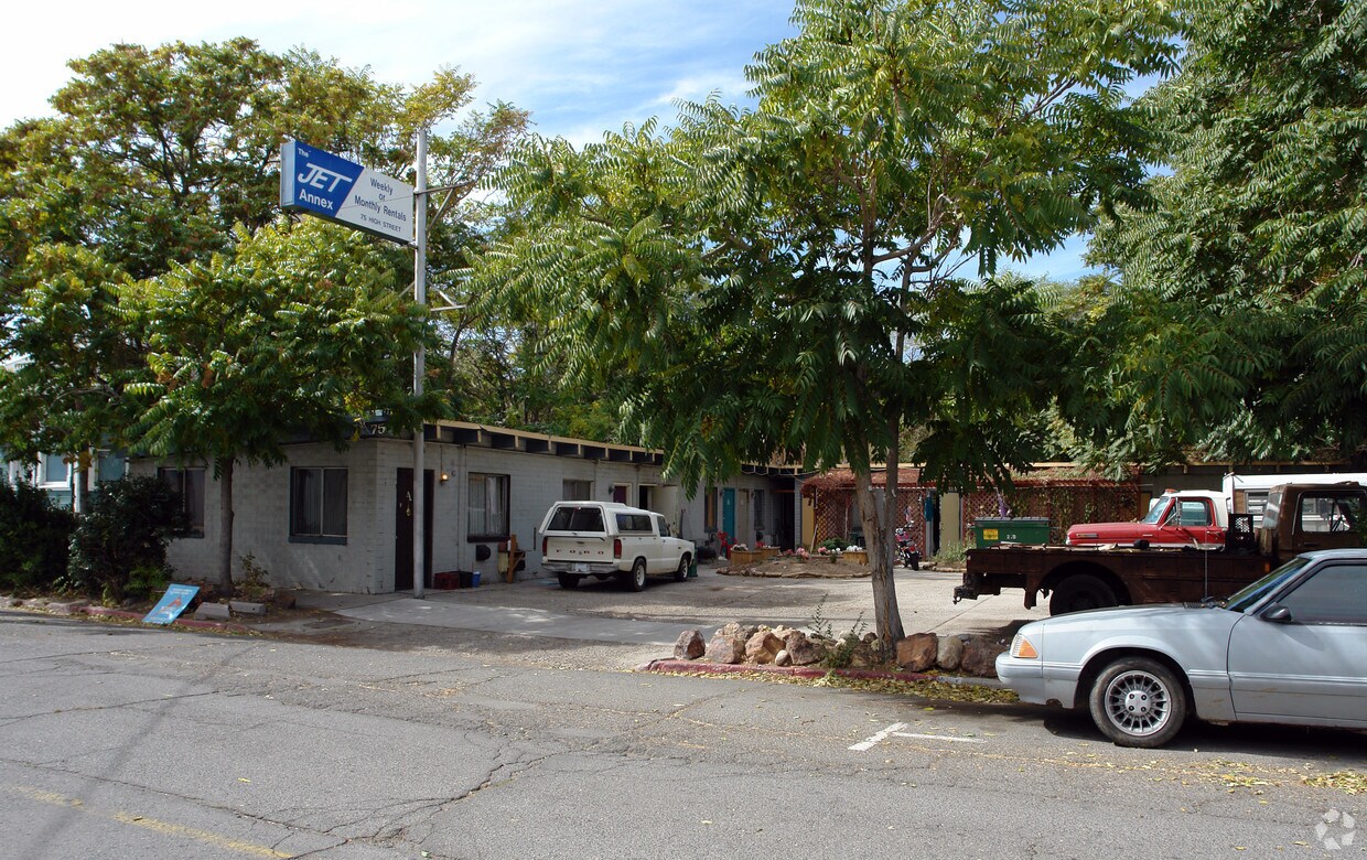 Primary Photo - 75 High St