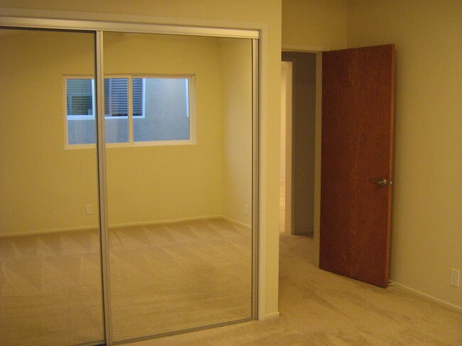 125A Bedroom - 125 Gull St