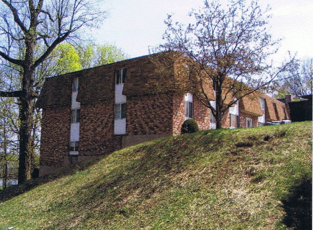 Building Photo - Donato Apartments