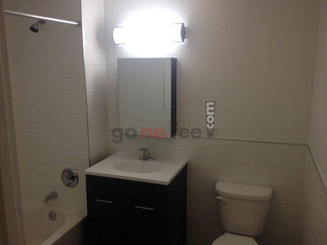 Foto del edificio - 401 W 25th St