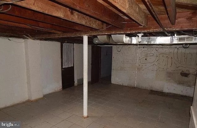 Unfinished basement - 32 Keswick Ave