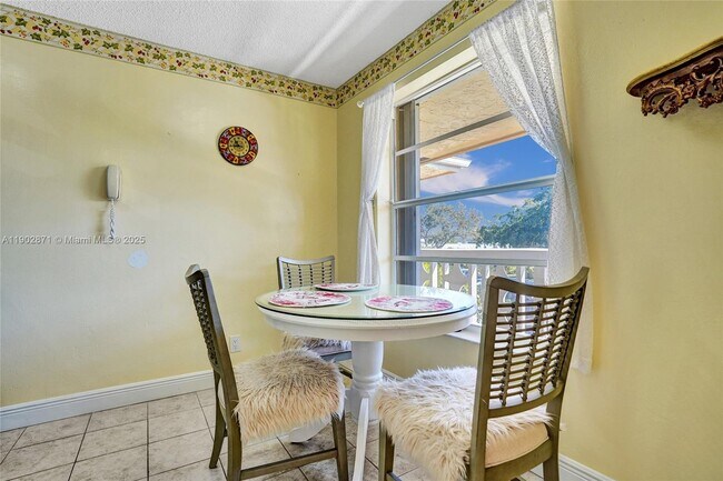 Foto del edificio - 1450 NW 18th Ave