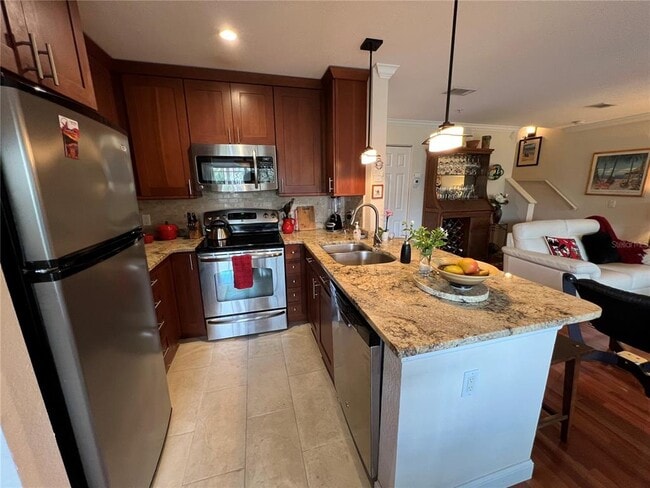Building Photo - 850 S Tamiami Trl