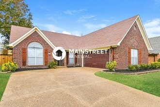 Building Photo - 5545 Annandale Dr