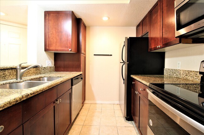 Building Photo - 5104 Conroy Rd