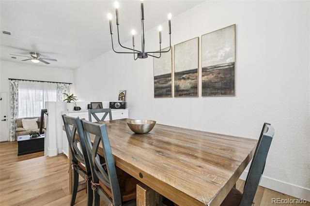 Foto del edificio - 11250 Florence St