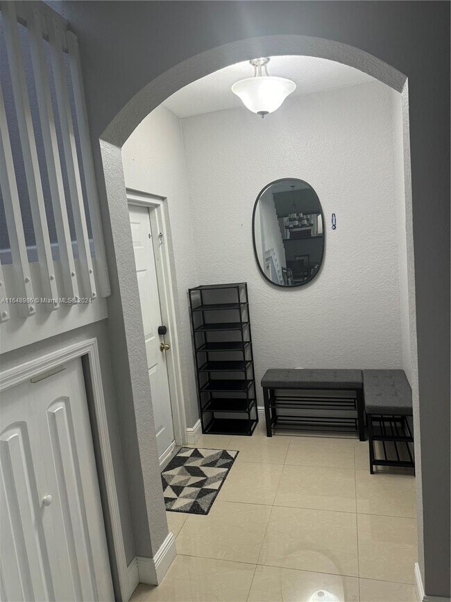 Building Photo - 4301 SW 160th Ave