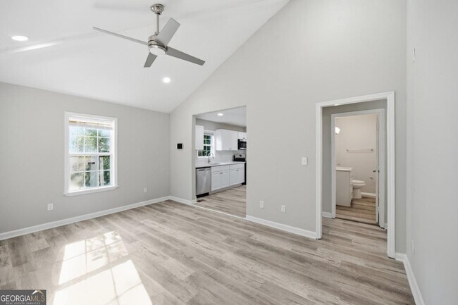 Foto del edificio - 3024 Grand Ave SW