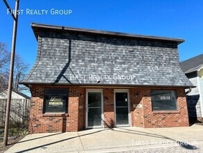 Building Photo - 515 S Main St