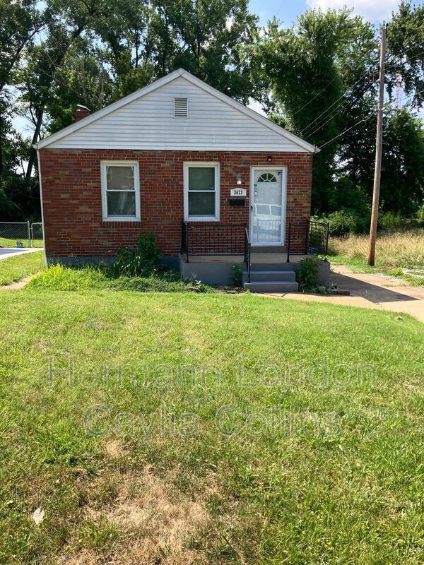 Primary Photo - 3673 Park Lawn Dr