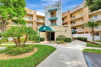 Building Photo - 9599 Weldon Cir