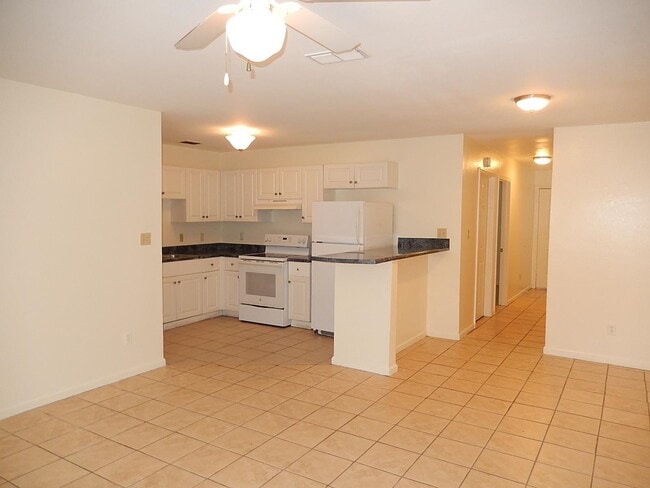 Building Photo - 2787 Tess Cir