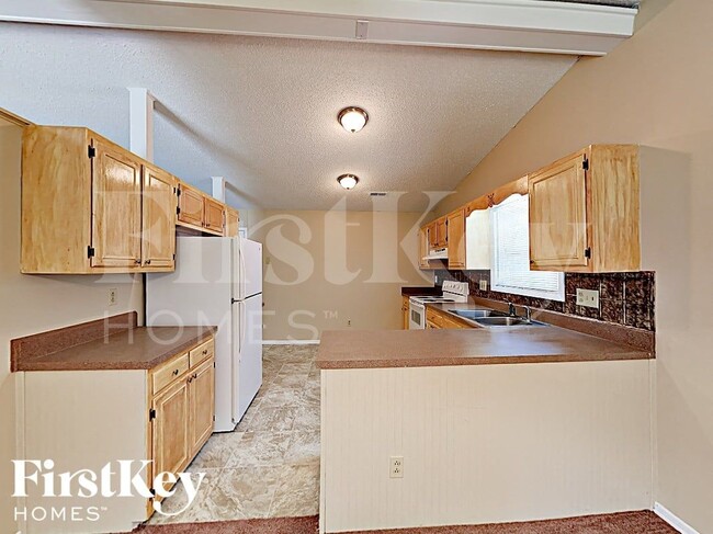 Building Photo - 6417 Pineburr Ct