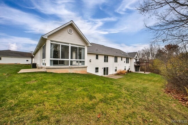 Foto del edificio - 480 Whitehaven Rd