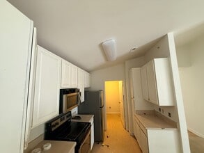 Building Photo - 10680 Hill Point Ct