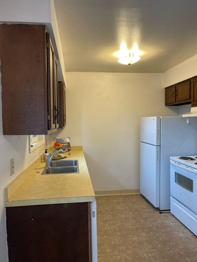 Building Photo - 2 Bedroom Apartment for Rent in Bozeman