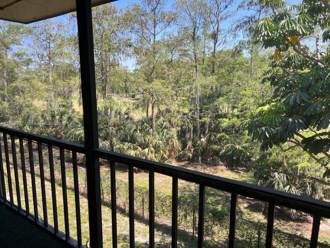 Foto principal - 7900 S Colony Cir