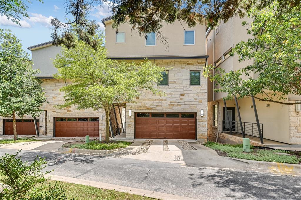 Foto principal - 1142 Lost Creek Blvd
