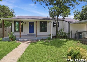 Building Photo - 204 Aero Ave