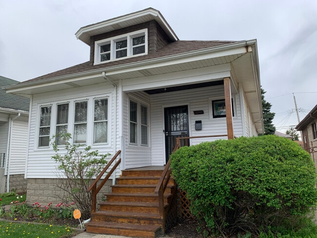 Photo - 10340 S Sangamon St House