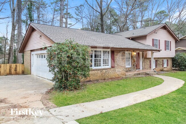 Foto del edificio - 558 Bruce Way SW