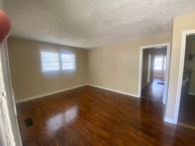 Foto del edificio - **MOVE-IN SPECIAL**1/2 Rent off 1st Months...