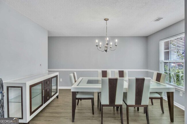 Foto del edificio - 4240 N Braves Cir